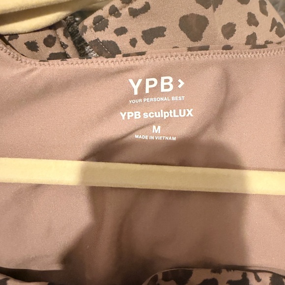 Abercrombie & Fitch YPB Brown Leopard Tank - Picture 4 of 5